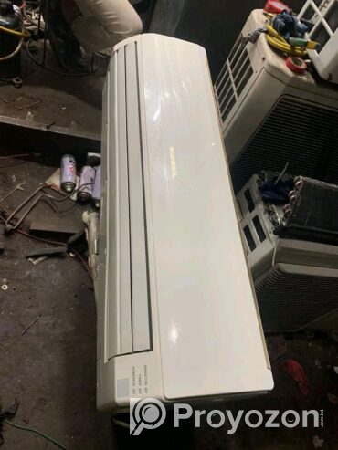 GREEN AIR CONDITIONER (USED)