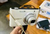 Samsung 20.3MP Digital Compact Camera