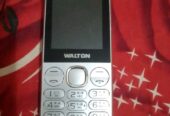 Walton E100 Batton phone