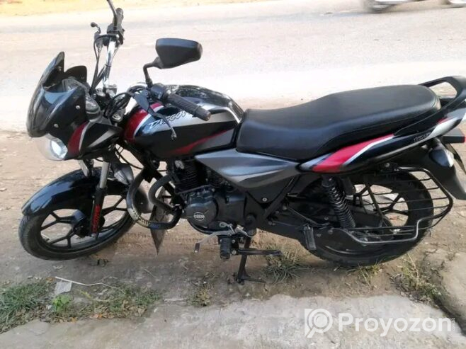 Bajaj Discover 125 cc Motorcycle