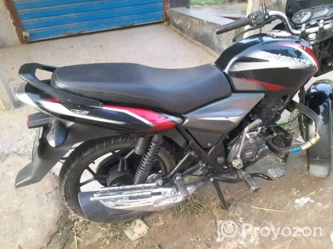 Bajaj Discover 125 cc Motorcycle