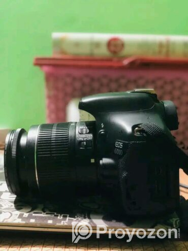 Canon 600D DSLR Camera with Lens (Used)