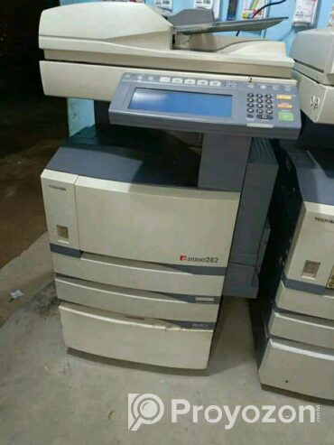 Toshiba e-studio 282 Photocopy Machine