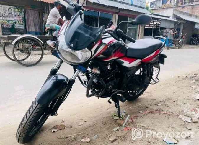 Bajaj Discover motorcycle 125 cc (uesd)