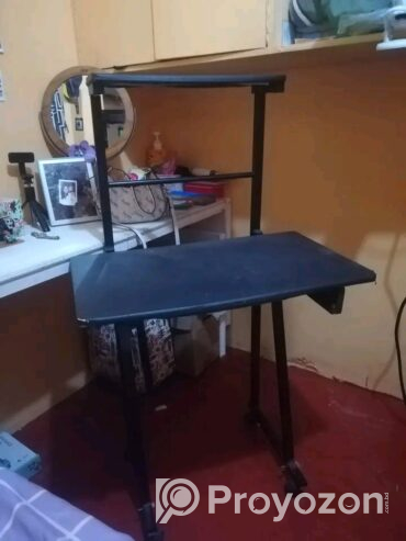 Computer table for sale