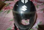 SUZUKI Helmet Black color & White step (used)