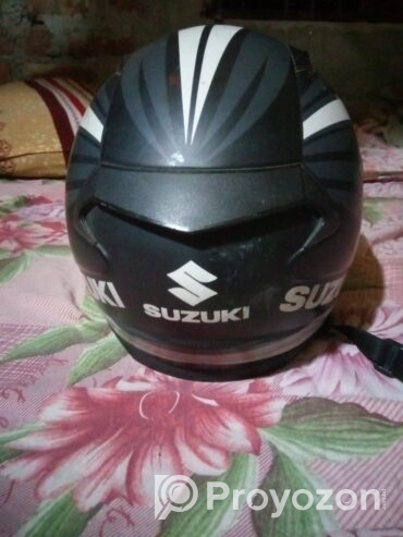 SUZUKI Helmet Black color & White step (used)