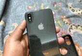 Apple iPhone X (Used)