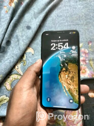 Apple iPhone X (Used)