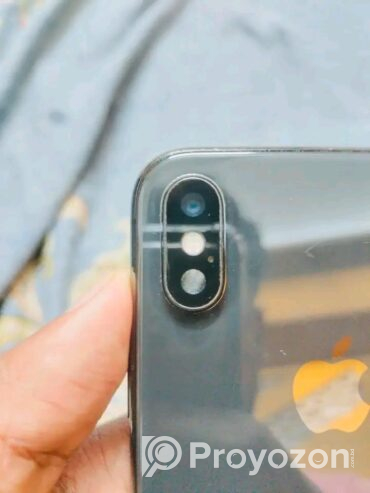 Apple iPhone X (Used)