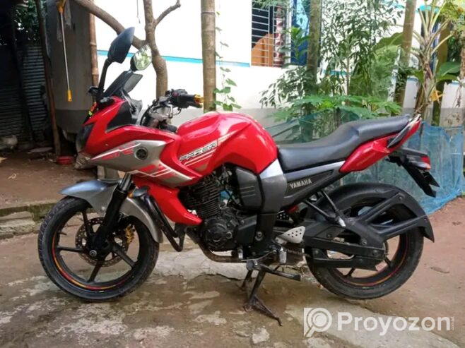 Yamaha Fazer( V1) 150cc Bike