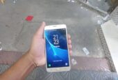 Samsung Galaxy J7