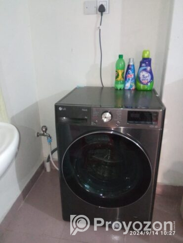 LG front loading 8kg Washing Machine