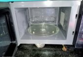 Singer 43 Liters Microwave Oven