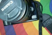 Canon EOS 1000D DLSR Camera (Used)