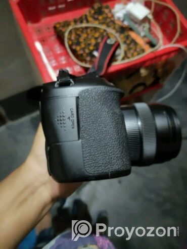 Canon 6D (Used)