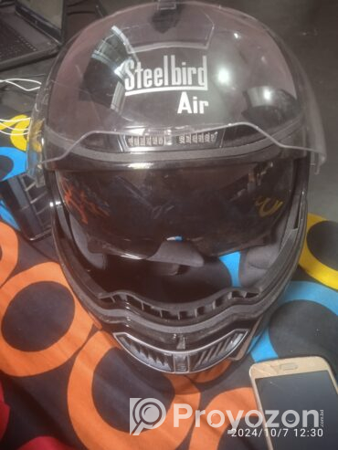 Steelbird Air black colour helmet