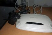 TP-Link Router (Used)