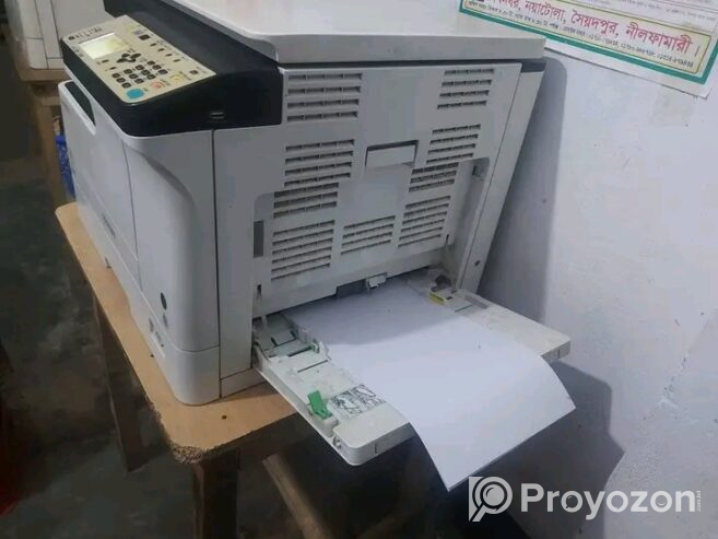 Toshiba 2523A Photocopy Machine