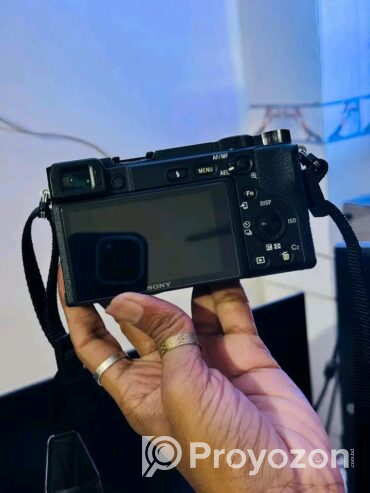 Sony 6400 body camera (Used)