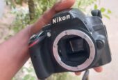 Nikon 3200D body, belt, battery, charger