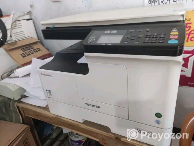 Toshiba Photocopy machine for sell