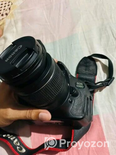 Canon 600D With 64Gb Memory Card ,Bag ,Charger