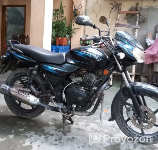 Bajaj Discover 135cc Bike