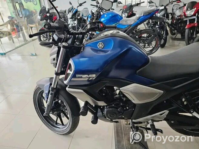 YAMAHA FZS V3 150CC