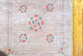 Carrom board