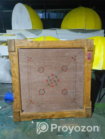 Carrom board