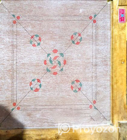 Carrom board