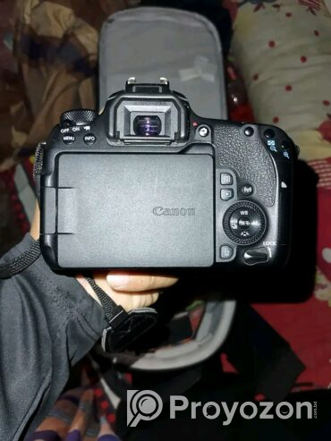 Canon 77d body