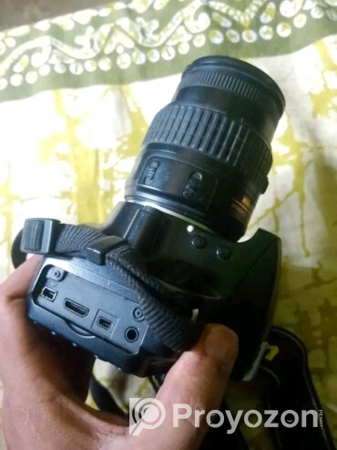 Nikon D3200 (Used)