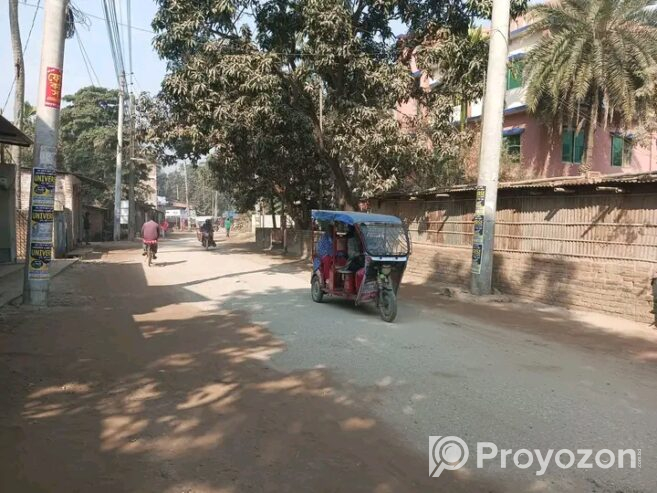 আকর্ষণীয় মূল্যে প্লট বিক্রয় হইবে