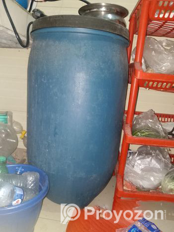 Rice storage drum