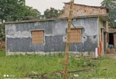 ৩ তলা ফাউন্ডেশন সহ বিক্রয় হবে।